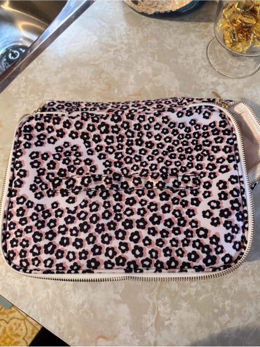 Kate Spade Lunch Box - Picture 2 of 6